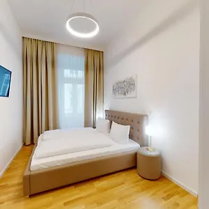 Alon Homes - Premium Center Apartament Viena