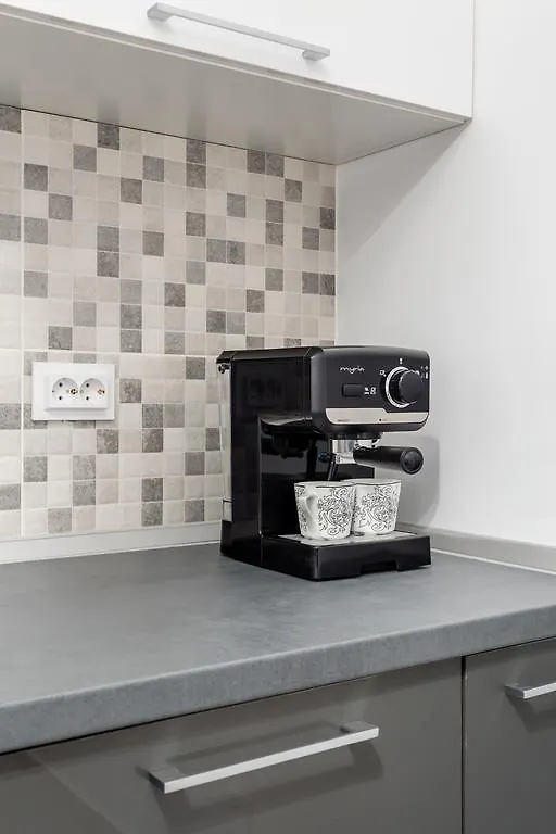 Bright House Apartment Bucureşti 0*,
